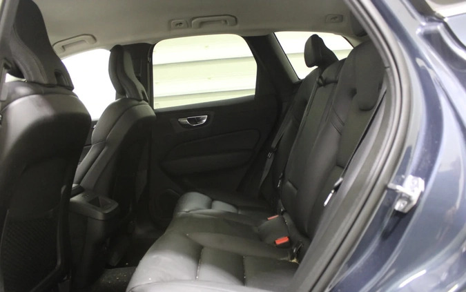 Volvo XC 60 cena 119064 przebieg: 15000, rok produkcji 2022 z Warszawa małe 79